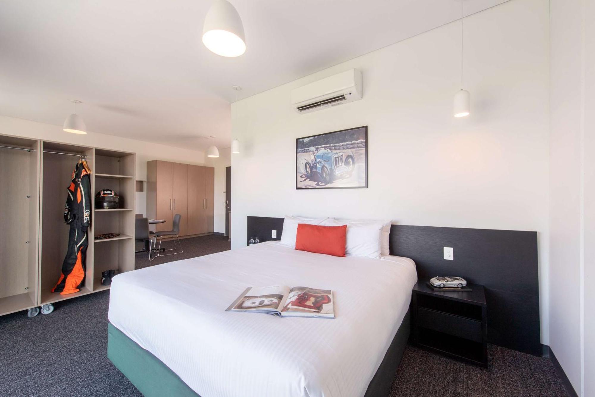 ริดเจส พิต เลน โฮเทล Hotel ไทเลมเบนด์ ภายนอก รูปภาพ