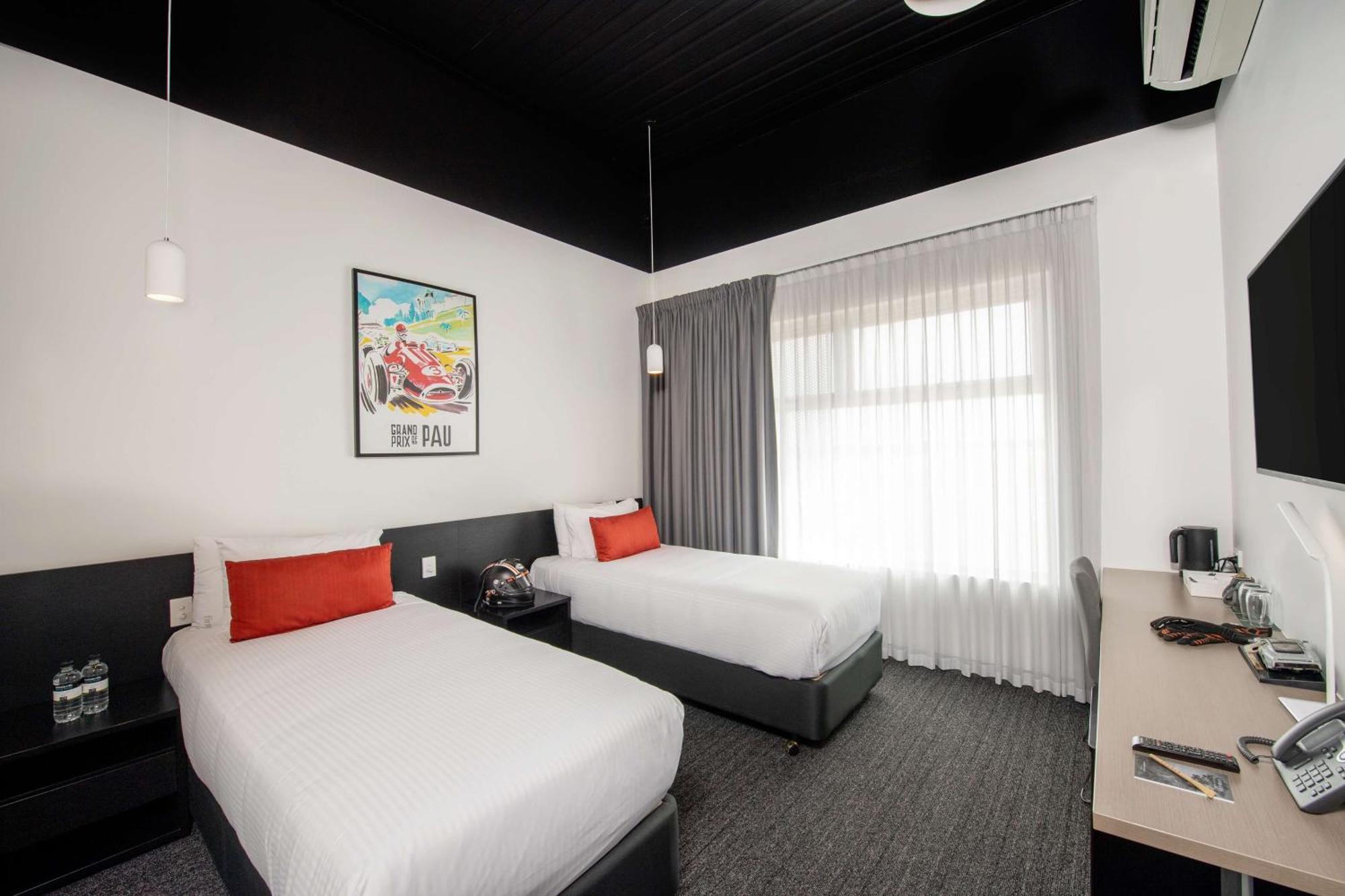 ริดเจส พิต เลน โฮเทล Hotel ไทเลมเบนด์ ภายนอก รูปภาพ